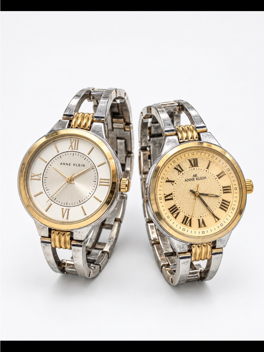 Wristwatches (Jewelry)